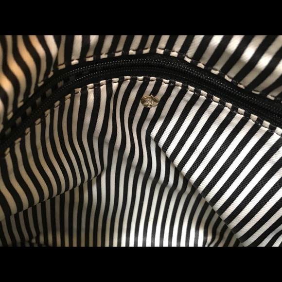 Kate Spade Crossbody - Picture 4 of 6